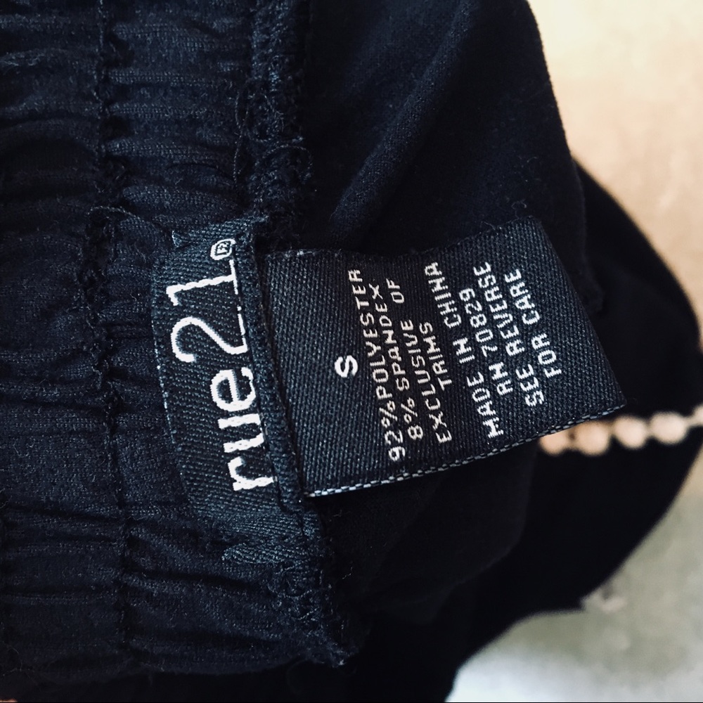 ❋ SHORTS ❋ - Picture 7 of 8